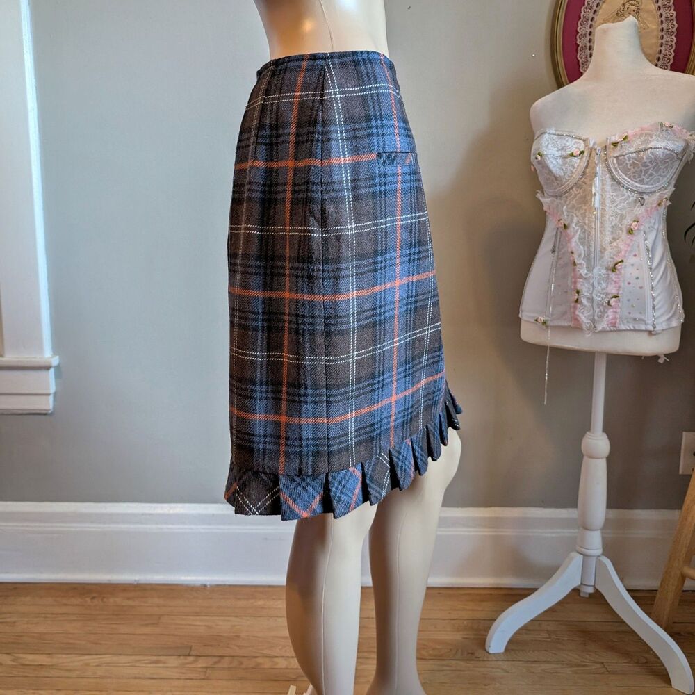 Cabi Mini Skirt Plaid Wool Blend Dark Academia Preppy Twee Corpcore Size 4 - Picture 3 of 9